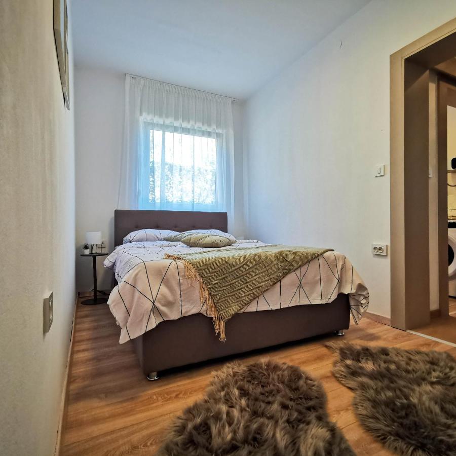 Apartment Ližnjan Exterior foto